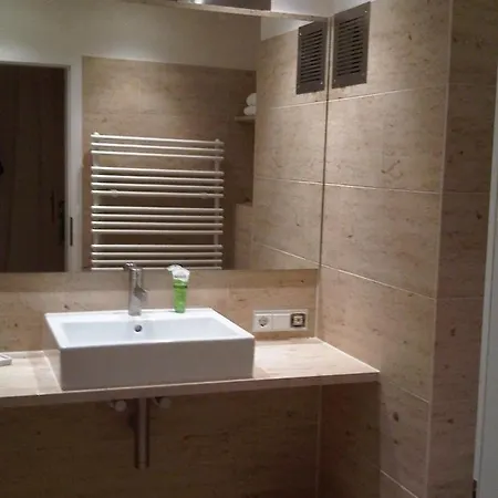 Fenster Am See, Schoene,helle U. Gemuetliche Whg *