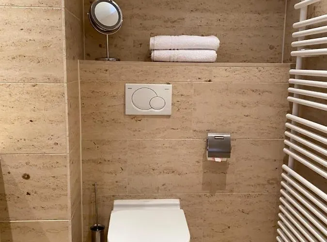 Fenster Am See, Schoene,helle U. Gemuetliche Whg